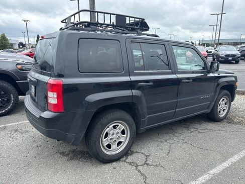 Used 2014 Jeep Patriot Sport AWD/4WD image 3
