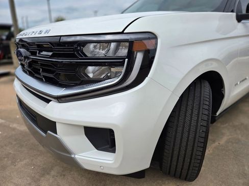 New 2026 Ford Expedition Max Platinum w/ Platinum Ultimate Package AWD/4WD image 43