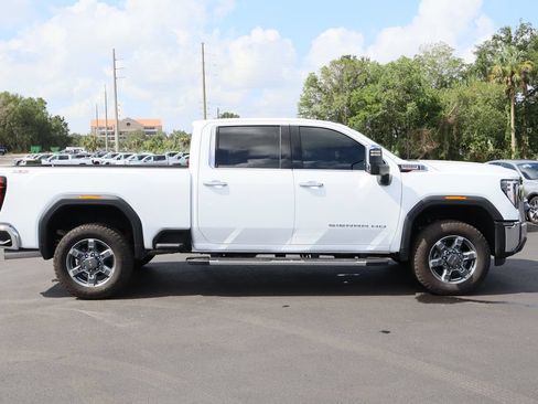 Certified 2026 GMC Sierra 2500 SLT w/ SLT Premium Package AWD/4WD image 10