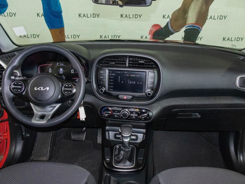 Used 2024 Kia Soul LX w/ Option Group 015 image 3