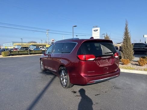 Used 2017 Chrysler Pacifica Touring-L Plus w/ Advanced Safetytec Group image 19