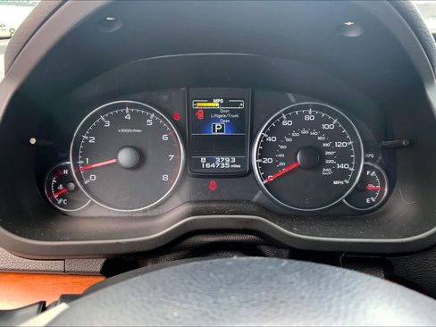 Used 2013 Subaru Outback 2.5i Limited image 25