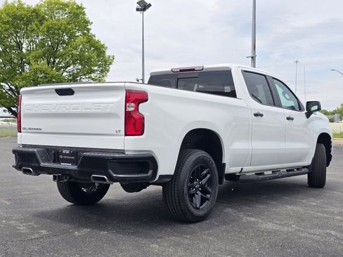 Used 2020 Chevrolet Silverado 1500 LT Trail Boss AWD/4WD image 16