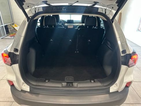 Used 2020 Ford Escape SEL AWD/4WD image 9