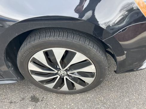 Used 2015 Volkswagen Jetta SEL Premium image 16