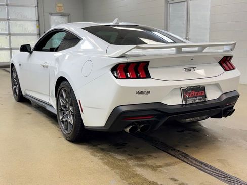 Used 2025 Ford Mustang GT w/ GT Performance Package RWD image 6