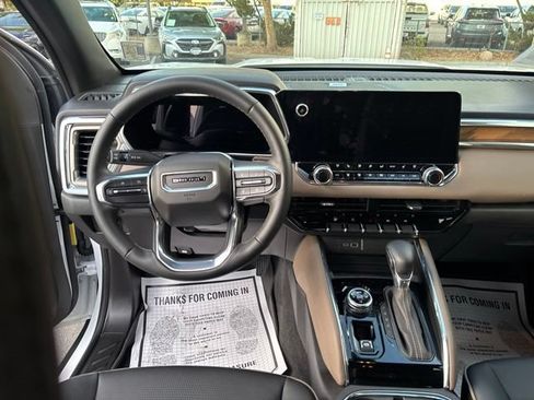 Used 2026 GMC Canyon Denali AWD/4WD image 23