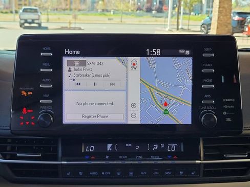 Certified 2021 Toyota Sienna Limited FWD image 24
