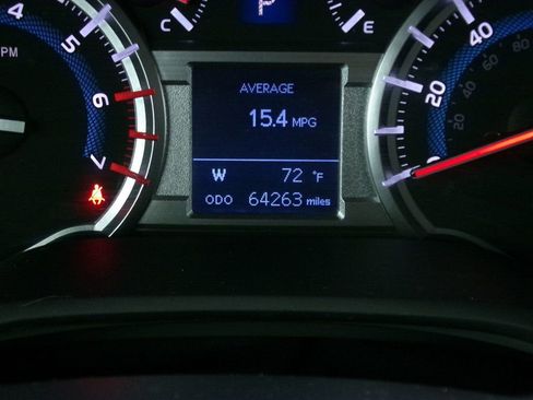 Used 2019 Toyota 4Runner Limited AWD/4WD image 18
