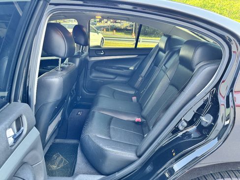 Used 2013 INFINITI G37 x Sedan w/ Premium Pkg AWD/4WD image 9