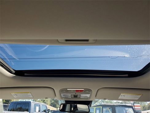 New 2025 Kia Telluride EX w/ EX Captain's Chair Package image 20