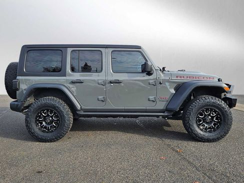Used 2019 Jeep Wrangler Unlimited Rubicon image 2