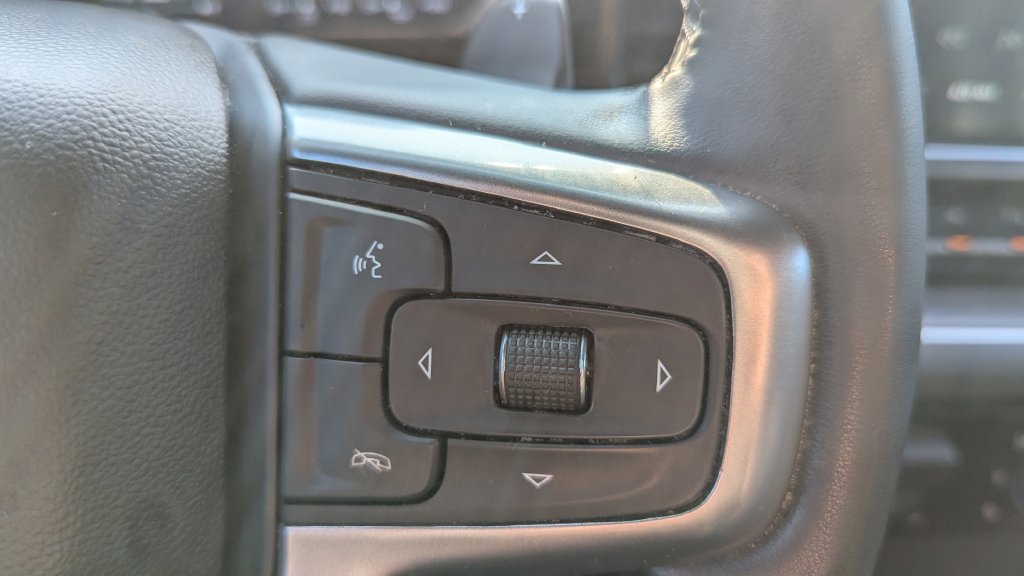Used 2023 Chevrolet Silverado 1500 LTZ AWD/4WD image 23