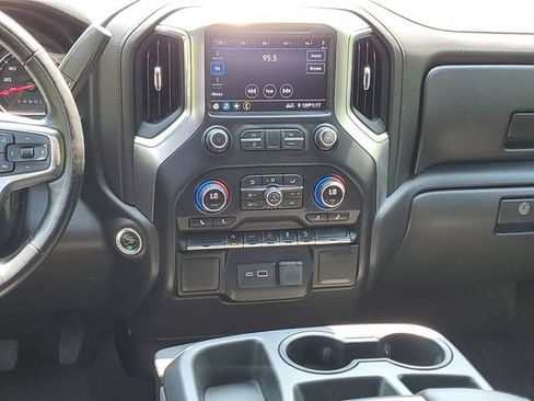Used 2020 Chevrolet Silverado 1500 LT Trail Boss w/ Convenience Package AWD/4WD image 22