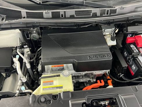 Used 2019 Nissan Leaf SL w/ SL Technology Package image 31