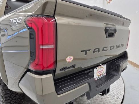 Used 2026 Toyota Tacoma TRD Sport AWD/4WD image 24
