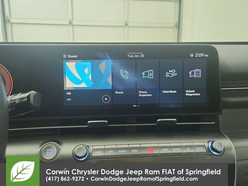 Used 2025 Hyundai Kona SEL image 23