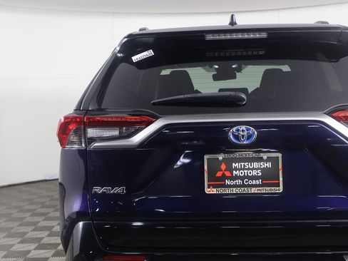 Used 2019 Toyota RAV4 XSE image 15