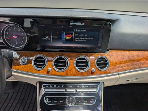 Used 2018 Mercedes-Benz E 300 w/ Premium 1 Package image 16