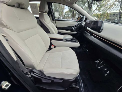 Used 2024 Nissan Ariya FWD image 12