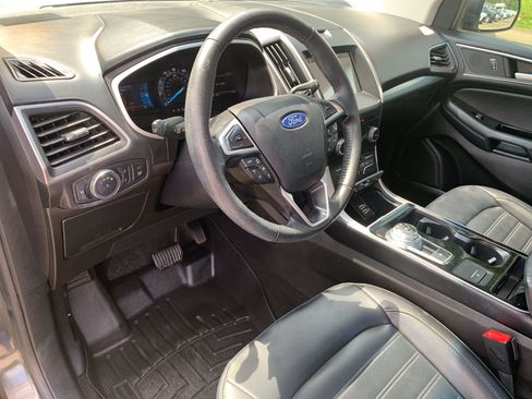 Used 2019 Ford Edge SEL w/ Equipment Group 201A AWD/4WD image 11