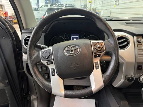 Used 2019 Toyota Tundra SR5 AWD/4WD image 11
