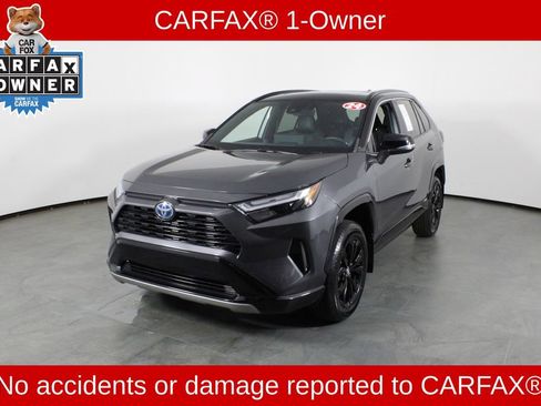 Used 2024 Toyota RAV4 XSE AWD/4WD image 2