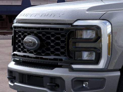 New 2026 Ford F350 4x4 Crew Cab Super Duty image 17