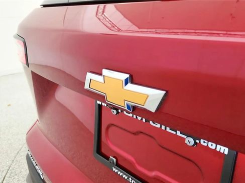 Used 2025 Chevrolet Equinox LT w/ Safety and Technology Package FWD image 43