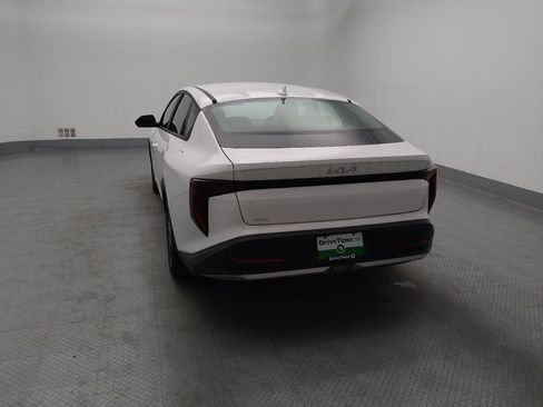 Used 2025 Kia K4 FWD image 6