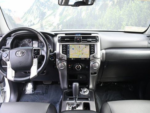 Certified 2024 Toyota 4Runner SR5 Premium w/ Moonroof Package AWD/4WD image 18