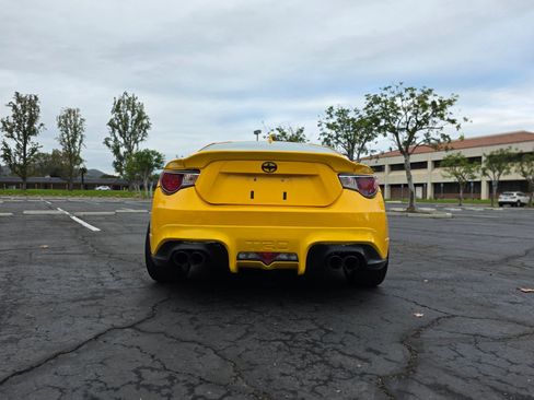 Used 2015 Scion FR-S Release Series 1.0 RWD image 5