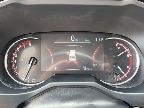 Used 2025 Toyota RAV4 XLE AWD/4WD image 13
