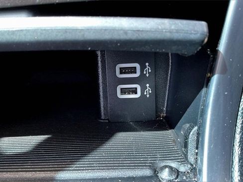 Certified 2017 Ford Edge Sport w/ Equipment Group 401A image 32