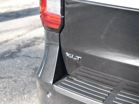 Used 2024 Ford Expedition XLT image 18