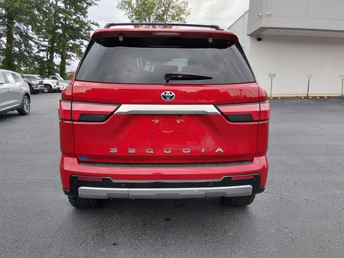 Used 2023 Toyota Sequoia Capstone AWD/4WD image 5