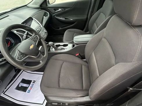 Used 2022 Chevrolet Malibu LT image 6