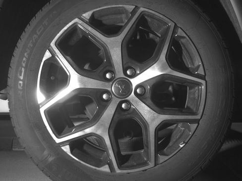 Used 2025 Jeep Compass Limited image 15