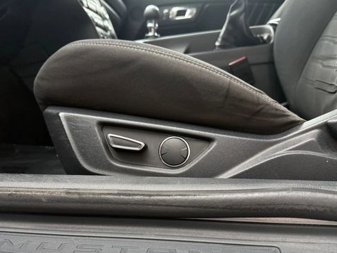 Used 2015 Ford Mustang GT image 17