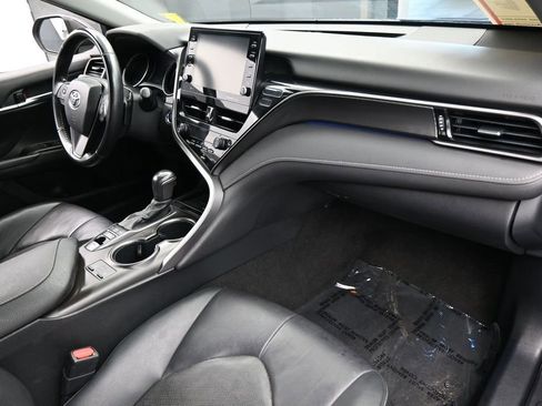 Used 2021 Toyota Camry XSE FWD image 45