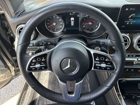 Used 2020 Mercedes-Benz GLC 300 image 31