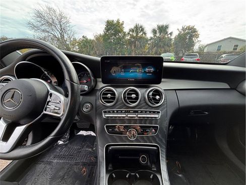 Used 2019 Mercedes-Benz C 300 Sedan image 11
