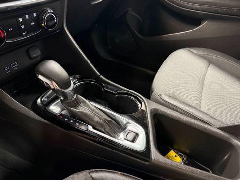 Used 2025 Buick Encore GX Preferred FWD image 22