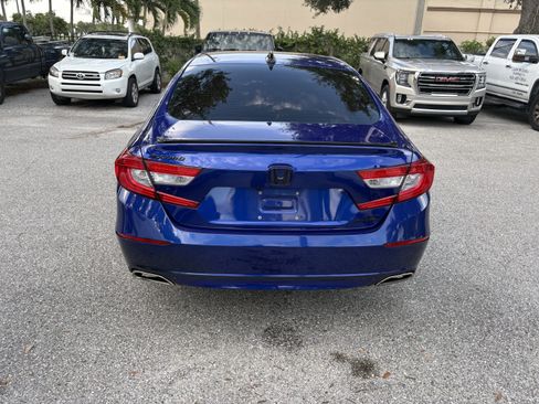 Used 2022 Honda Accord Sport image 6