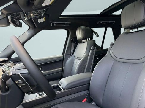 New 2026 Land Rover Range Rover SE AWD/4WD image 13