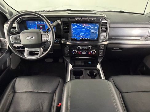 Used 2024 Ford F250 Lariat image 12