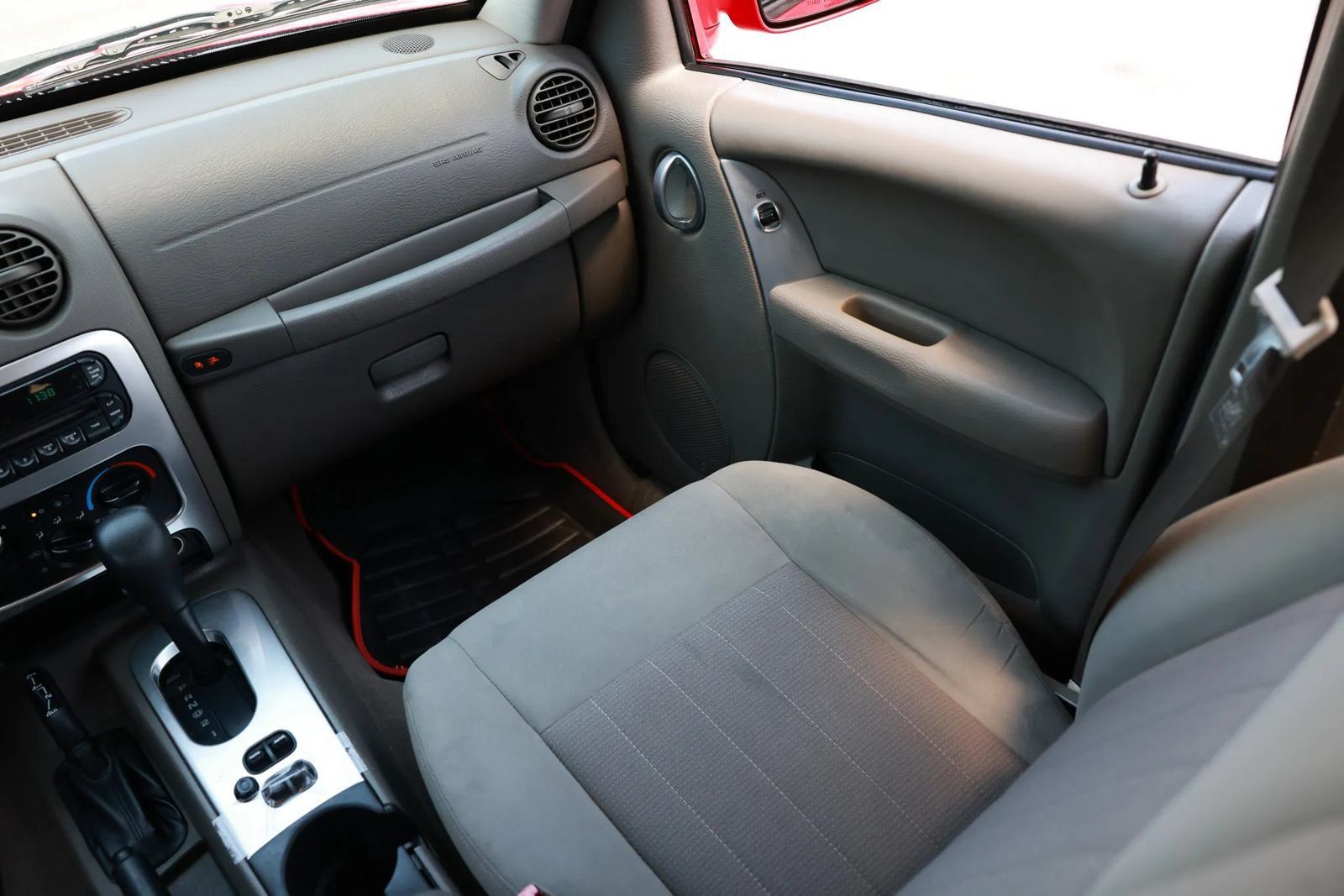 Used 2006 Jeep Liberty Limited AWD/4WD image 14
