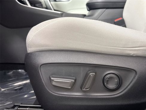 Certified 2023 Toyota RAV4 XLE w/ Convenience Package image 27