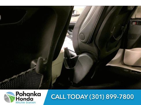 Used 2022 Chrysler Pacifica Touring-L image 34