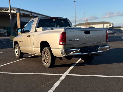 Used 2002 Dodge Ram 1500 Truck 2WD Regular Cab image 3